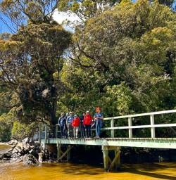 guests in Ulva Island GW10FEB26