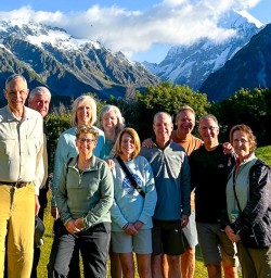 guests in aoraki mt cook np PS16FEB26