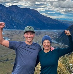 guests in mt cook national park RM26JAN26