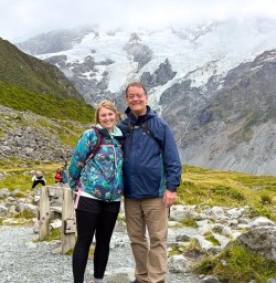 guests in mt cook national park exploring PS19JAN26