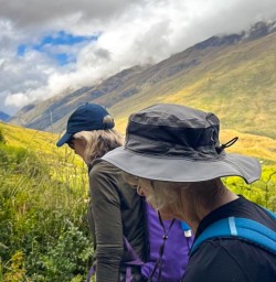 guests in wanaka rocky mountain track RM12JAn26