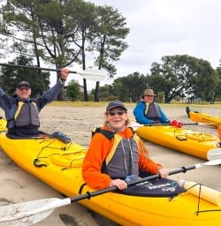 guests kayak Cathedral Cove SN10MAr26