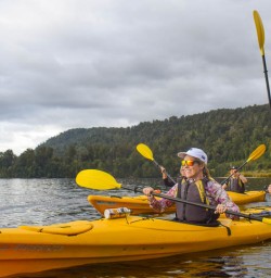 guests kayak Lake Mapourika KC23FEB26