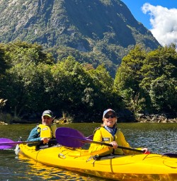 guests kayak Milford Sound PS23FEB26