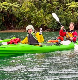 guests kayak Queen Charlotte RM17NOV25