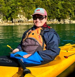 guests kayak in abel tasman national park GE16MAR26