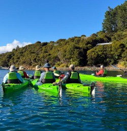 guests kayak tour Queen Charlotte Sound MP23FEB26