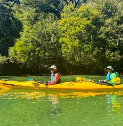 guests kayaking Abel Tasman RM23FEB26