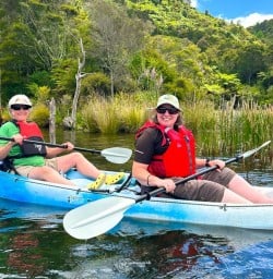 guests kayaking Lake Rotorua SN27JAN26
