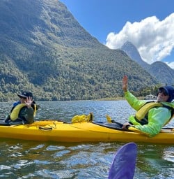 guests kayaking Milford Sound group trip PS10NOV25