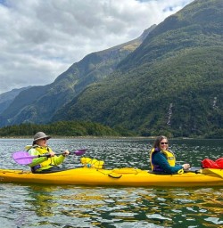 guests kayaking in Milford Sound PS09MAR26