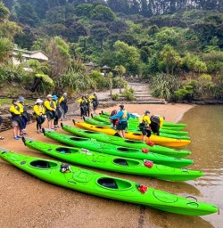guests kayaking in Queen Charlotte MP19JAN26