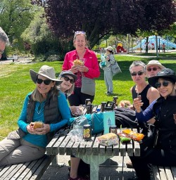 guests lunch in Wanaka PS10NOV25