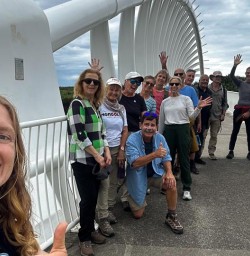 guests om Te Rewa Rew Bridge Walk GN17NOV25
