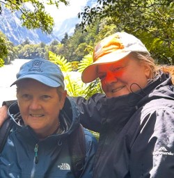 guests on Milford Track GW17NOV25