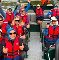 guests on Whanganui River jet GN23FEB26