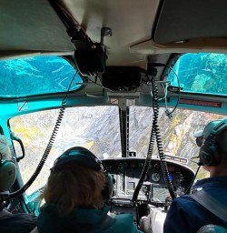 guests on heliflight into Siberia Valley GE26JAN26