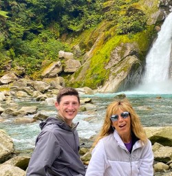 guests on the Milford Track waterfalls GE12JAN26