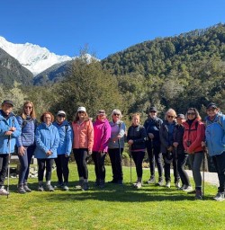 guests on the Routeburn Track GW29OCT25