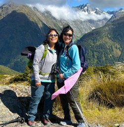 guests on the routeburn track fiordland group hike MP19JAN26