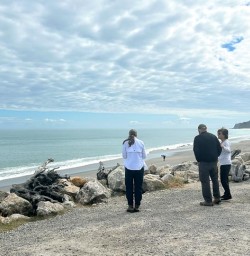 guests on the west coast exploring beaches MP19JAN26
