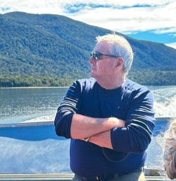 guests on their way back to Te Anau GW03AMR26