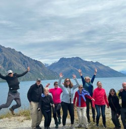 guests on their way to Queenstown MP01DEc25