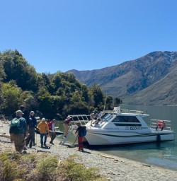 guests on water taxi in wanaka GE10NOV25