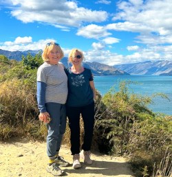 guests rocky mountain track in wanaka MP09FEB26