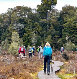 guests walking the kepler track GW25OCT25