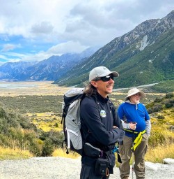 guide Age in mt cook national park MP16MAR26