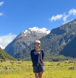 guide Chloe in Siberia Valley GE24NOV25