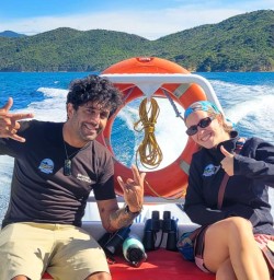 guide Udi and Madi in Queen Charlotte MP23MAr26