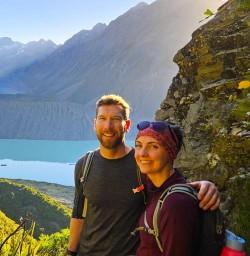 happy couple in mt cook national park RM09MAR26