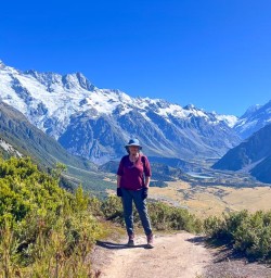 happy guest in mt cook national park MP02MAR26