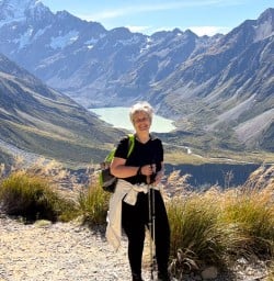 happy guest in mt cook national park MP23MAR26