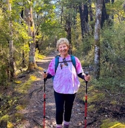 happy guests explore Nelson Lakes National Park KC16MAR26
