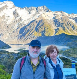 happy guests exploring mt cook national park PS23FEb26