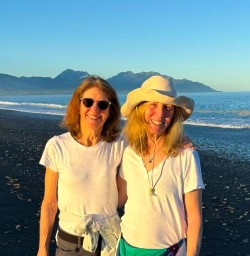 happy guests in Kaikoura KC16FEB26
