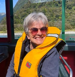 happy guests on haast river jet boat tour MP23MAR26