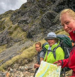 Hiking Nelson Lakes National Park, Tasman New Zealand