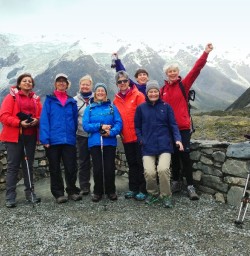 hiking group at the lake mueller lookout