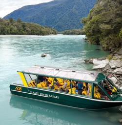 jet boat tour on haast river RM12JAN26