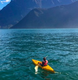 milford sound kayaking