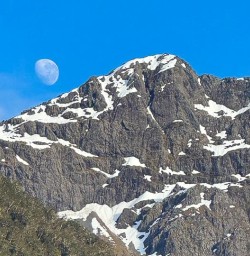 mountain views South Island trip GE08DEC25
