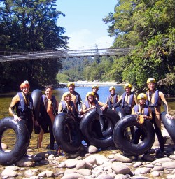 cavers at nile river new zealand