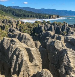 Punakaiki Pancake Rocks and Blowholes, Porarari National Park West Coast New Zealand