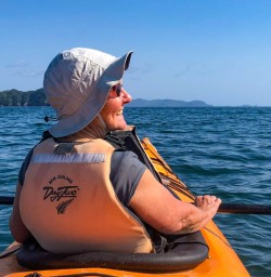 queen charlotte sound kayak