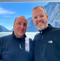 two male guests enjoying the milford cruise2